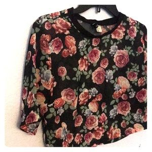 Crop top blouse from h&m barely used. U.S. size 6